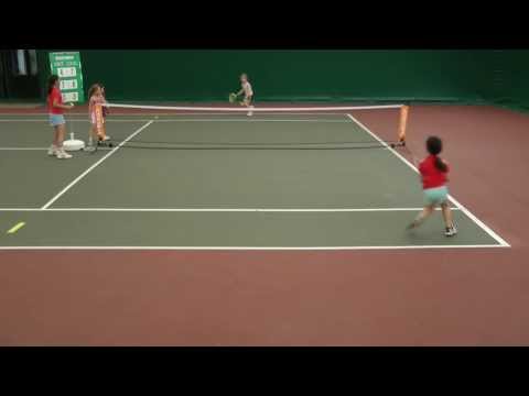 mini tennis match girls. 6 year old