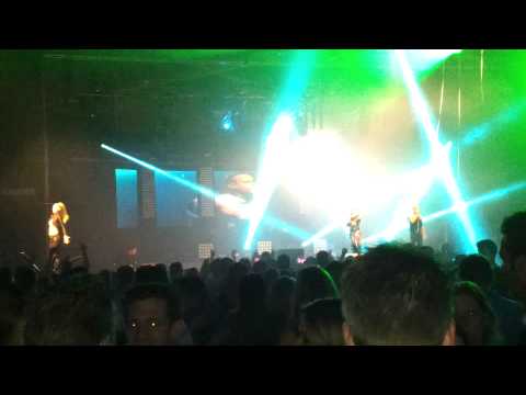 90's Forever 2012 - Jump for joy