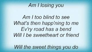 Kitty Wells - Am I Losing You Lyrics