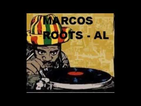 Divulgando: Jackie, George And Sidney - At The Club / Marcos Roots - AL