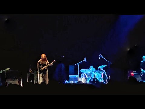 Chelsea Wolfe - Carrion Flowers @ The Kia Forum
