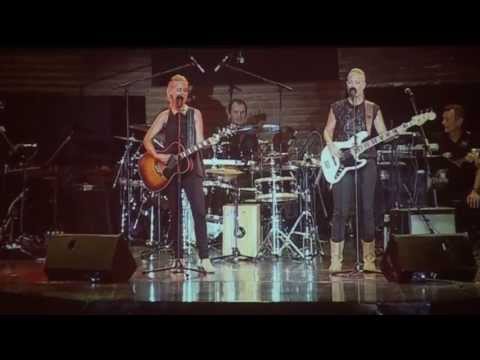 The Sunny Cowgirls with Pete Denahy  - I've Been Everywhere