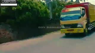 Download lagu Stut Jack 🌶️ truk Padang ratu Atut Jack hampir cras Blong kanan😲😲 mp3