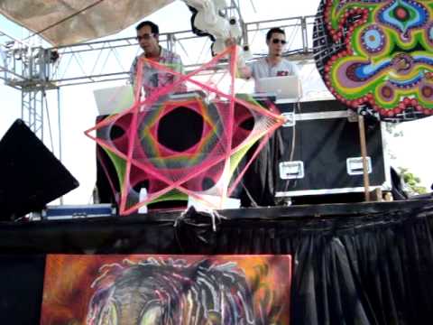 Anax Junius Live Equinoccio 2013 part2