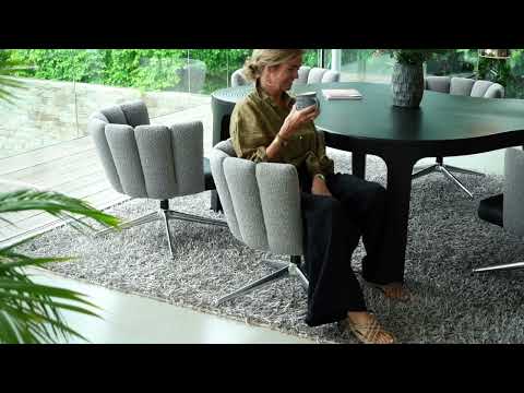 KFF – GAIA LOUNGE easy chair – low dining at home #lowdining #kffsitzmoebel #interiordesign