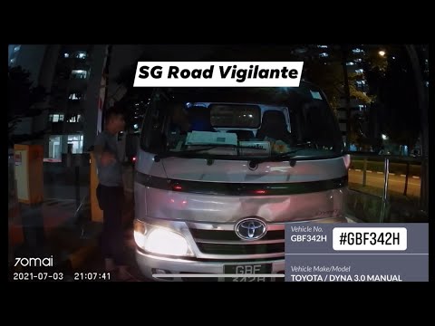 3jul2021 887A Woodlands drive 50 #GBF342F toyota dyna LHR trading co tailgate camcar out of carpark