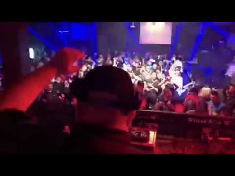 Antonio Pica plays "Antonio Pica - Raptors (Tomi&Kesh Remix) at Row Club Napoli