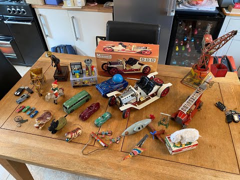 Rare Clockwork, Tinplate & Battery Operated Toys - Jordans Vintage World