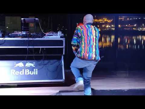 Bege Fank feat. Ivana Zečević - Leto u zgradi LIVE @ Zappa Barka