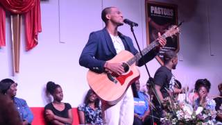 Jonathan McReynolds- No Grey (Live)