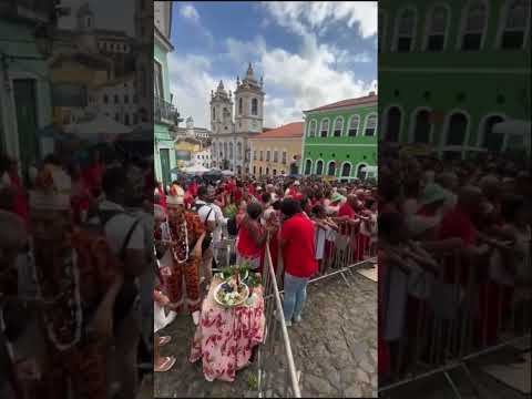 SALVADOR CELEBRA SANTA BÁRBARA E IANSÃ