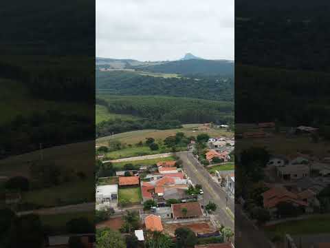 CASA 4 QUARTOS NO CENTRO DA CIDADE - R$ 320 MIL - Código: 2624