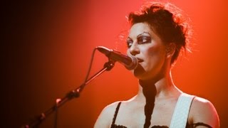 Amanda Palmer &amp; The Grand Theft Orchestra - Grown Man Cry (Live in London) | Moshcam