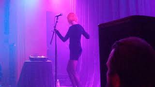 Molly Nilsson / / Inner cities / Happiness