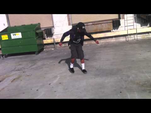 Arec Break Something Simple.. Footwork Sample.