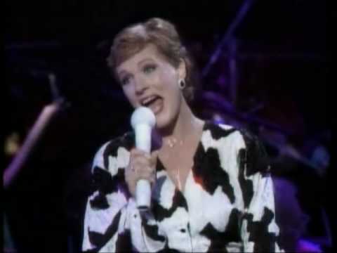 Julie Andrews - Favorite Things, Supercalifragilisticexpialidocious & Thoroughly Modern Millie