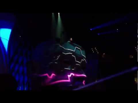 Avicii vs. Lenny Kravitz- Superlove