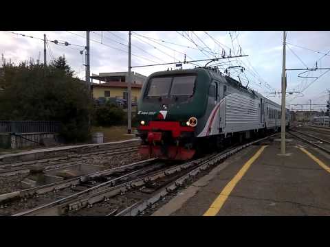 doppia simmetrica E464 257+E464 256+5 MDVC Trenord - Milano Greco 4/11/2016