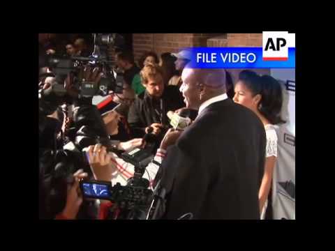 A federal judge overseeing Barry Bonds' criminal case said during an evidentiary hearing she will li