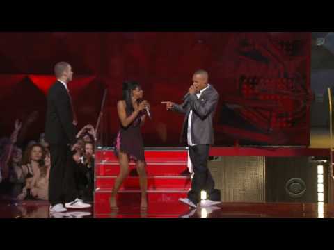 Justin Timberlake ft Robin Troupe & T.I   My Love Live at Grammys 2007 (HQ)
