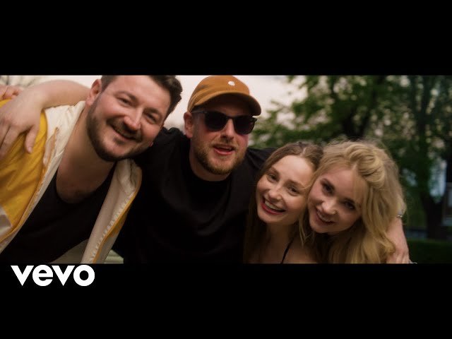 Sing It Back Again von Lizot & Italobrothers ((jetzt ansehen))