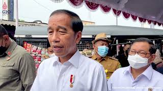 Download lagu Keterangan Pers Presiden Jokowi, Pasar Sukamandi, Kabupaten Subang, Selasa (12/7) mp3