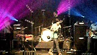 Young the Giant live- 12 Fingers