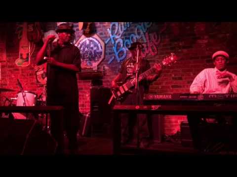 Vince Johnson & the Plantation Allstars - Help Me