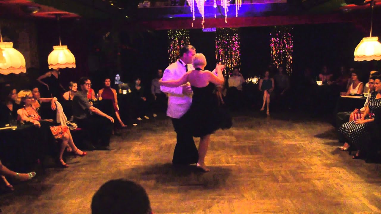 Damian Thompson and Małgorzata Knopp - Ciego