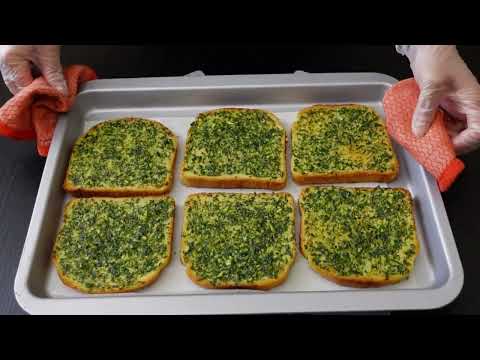 🍄🧈 Oven-Baked Chanterelle Mushroom 'Steak' Toast | Easy Gourmet Recipe! 🥪✨