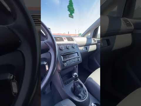 фото volkswagen touran i рестайлинг 0