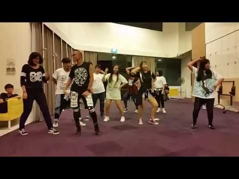 180915 KPOP Dance Off Vol 67: KARA - Mamma Mia