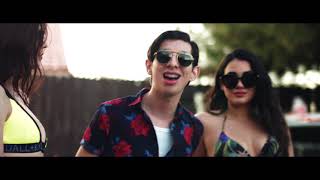 Nomas Me Acuerdo Lyrics English Translation