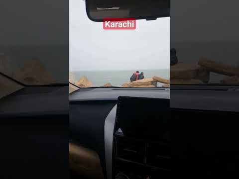 #karachi #beach #sea #couple 🤫🤪😜