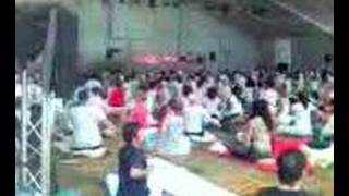 yoga festival 2006 mantra wahe guru wahe guru