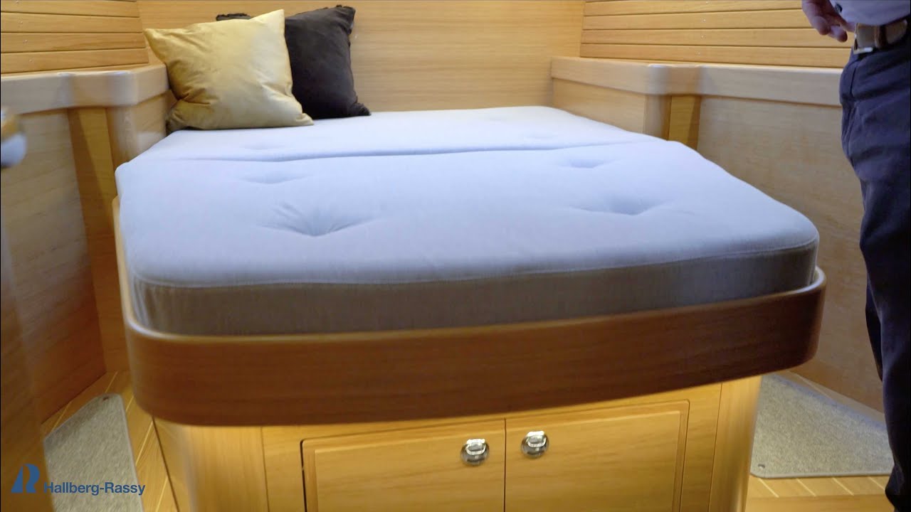Hallberg-Rassy 50 video walk through , part 7 forward cabins