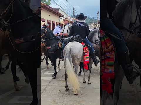 Cabalgata en Zapatoca Ferias y Fiestas de la Cordialidad y el Retorno 2026 🎊