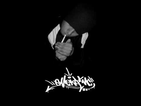 EMEKA mc  feat SLIGHT - TRAS EL MICROPHONE (PARADIGMAS)