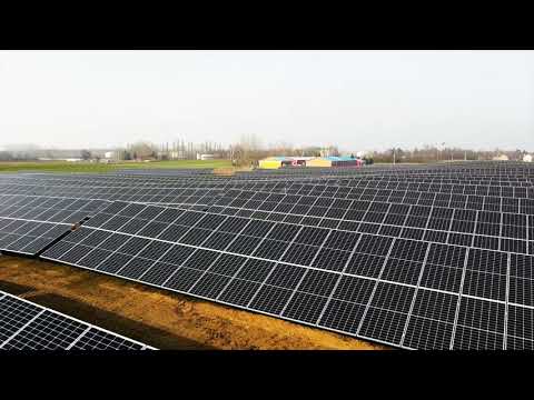 Drohnenflug PV Anlage