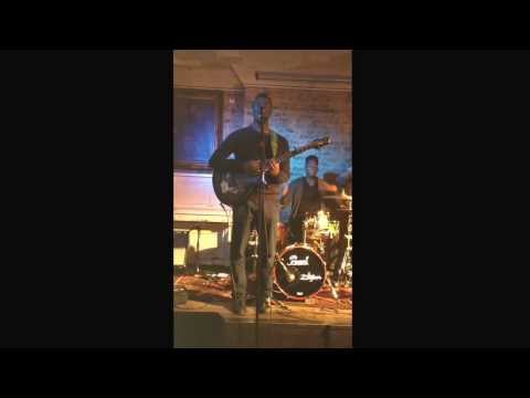 Emmanuel Nwamadi (Vintage Soul) performance at Musicool