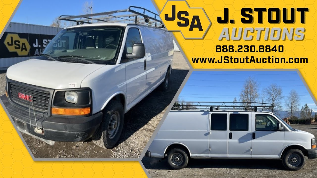 2005 GMC Savana 3500 Cargo Van