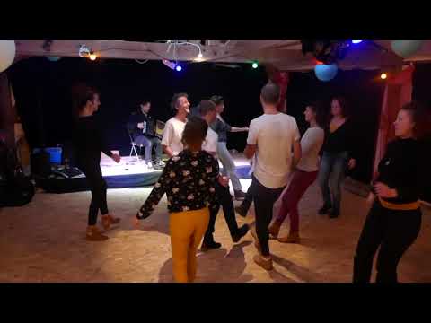 Mardi Gras (Poitou) // Les Pieds dans l'bal