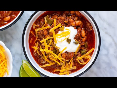 Our Favorite Homemade Chili (So Easy!)