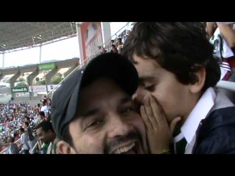 Gol do Fred filmado da arquibancada.MPG