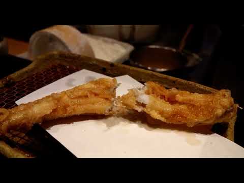 The instantaneous sound of God of Tempura" by Tetsuya Saotome in Tokyo, Japan 日本東京天婦羅之神筷子斷招牌星鰻穴子瞬間聲音