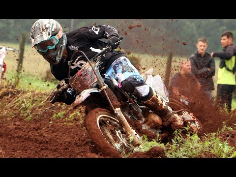 Corrida Nacional 200cc Livre durante a 7a etapa Copa Gêmeas de Velocross em São Mateus do Sul Pr