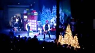 Family Force 5 Concert - A Few Of My Favorite Things Remix!
