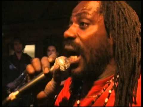 Oghene Kologbo and Kolobitos 19 october 2007 (01)