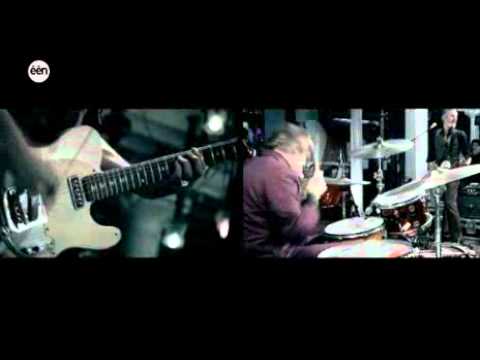 Triggerfinger  Territorial Pissings feat Tom Barman