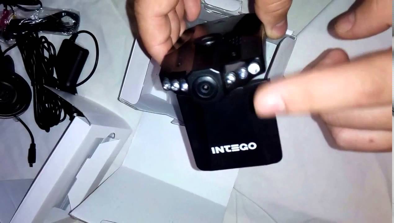 Видеорегистратор Intego VX-127A